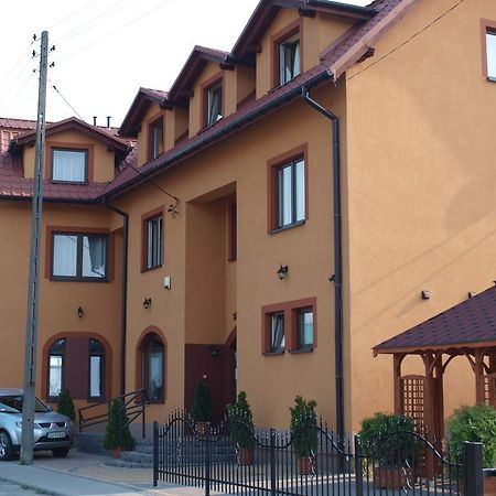 Zajazd Bachus Dąbrowa Górnicza Dış mekan fotoğraf